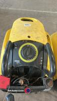 Steam cleaner