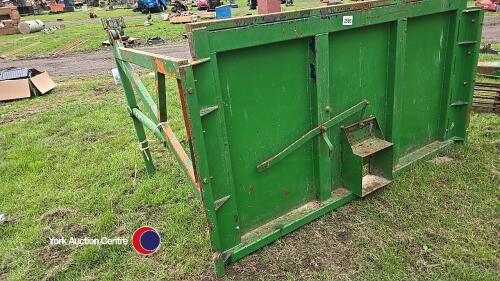 Hydraulic trailer door for 12T Ken Wootton trailer