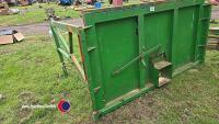 Hydraulic trailer door for 12T Ken Wootton trailer