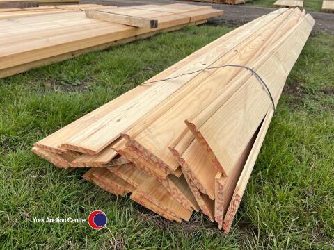 Timber - approx 165in x 7in skirting