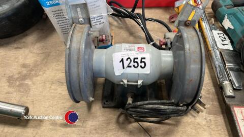 Bench grinder