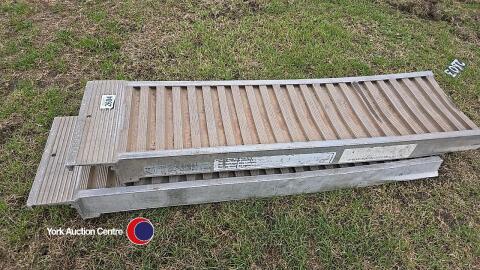 Low loader alloy ramps, heavy duty
