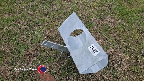 Tanker splash plate