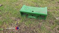 John Deere front toombstone c/w bolts - 3