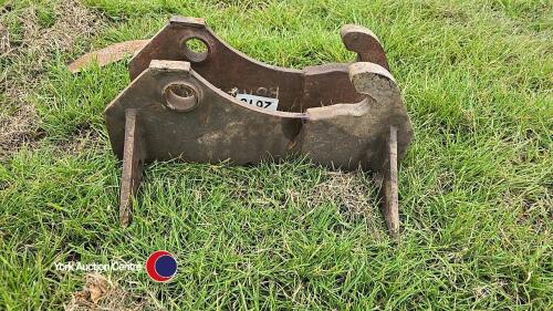 Bomford loader brackets