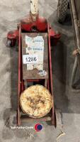 Sealey 2T trolley jack - 2