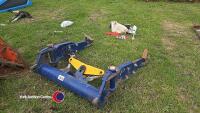 Bomford hedger axle bracket - 3