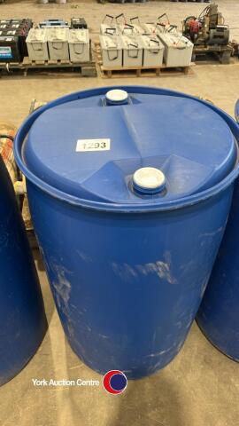 Clean 205L blue drums