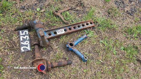 Major stub axles and spares