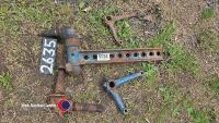 Major stub axles and spares - 2