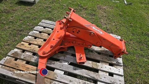 Kuhn extra furrow