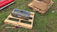 New Holland fan weight carrier - 3