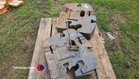 14 New Holland weights, 45kg each