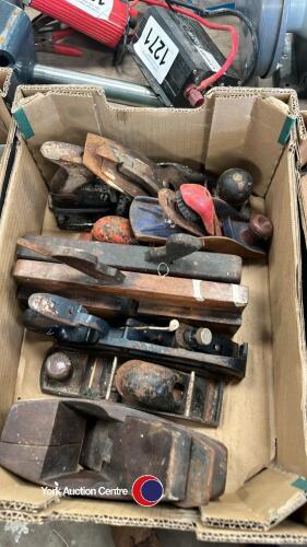 Box of wood planes