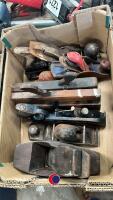 Box of wood planes - 2