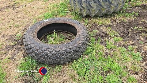 Tractor grass tyre 12 4 28, 85% to 90% tread