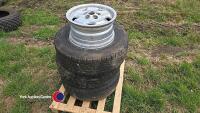 4 x Land Rover wheels and 3 tyres - 2