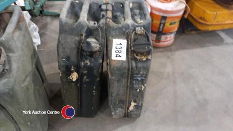 20L fuel drums