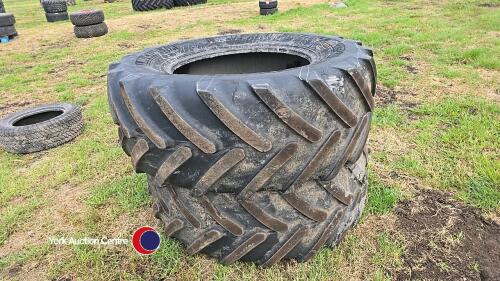 2 x Michelin 540/65/30 tyres