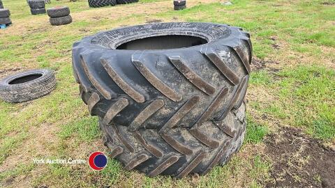 2 x Michelin 540/65/30 tyres