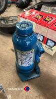 10T bottle jack, new - 2