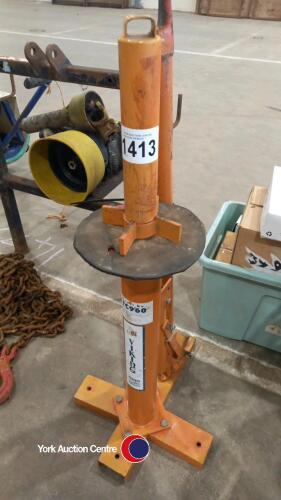 Tyre changer