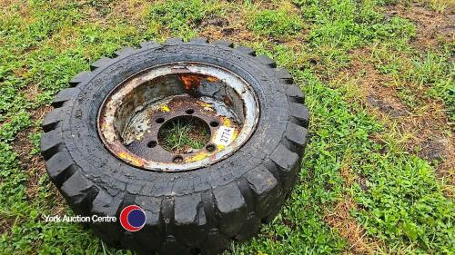 Solid wheel, 6 stud, approx 16in rim, Grizzley Bearcat tyre