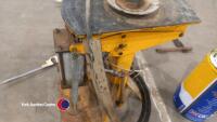 Tyre remover - 7