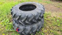 Pair 13.6R24 tyres - 4