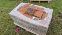 Pallet of 120 Antique red floor tiles - 2