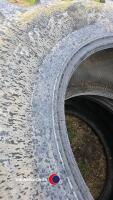 Pair of 710/75 R42 Pirelli tyres - 3
