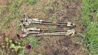 4 x Stocks Dual Wheel Clamps - 2