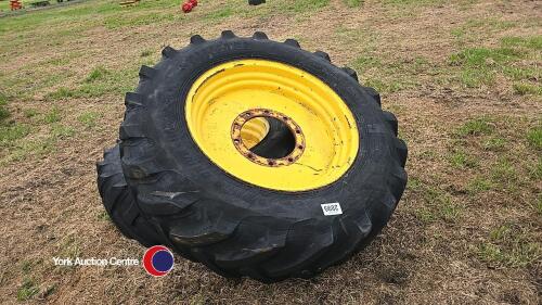 Front John Deere 6930 row crop wheels Alliance 14.9R30