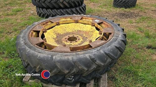 Pair of tractor rowcrop wheels