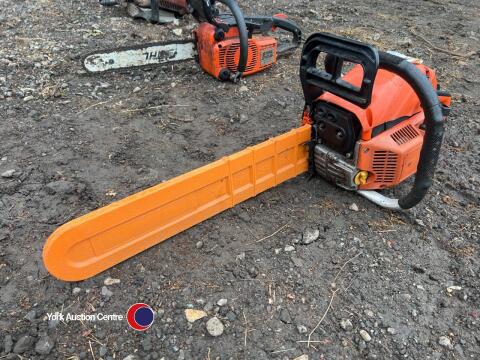 Chainsaw with 20in bar and chain