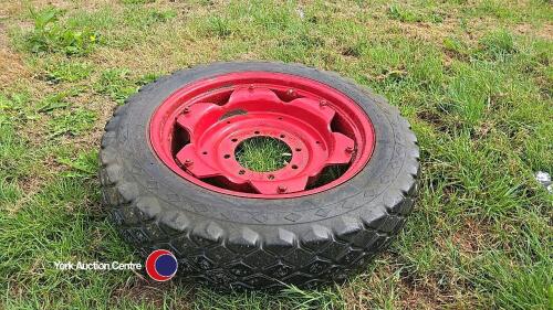 Tractor wheel