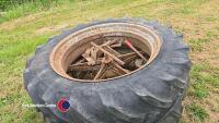13.6R38 twin wheels - 2