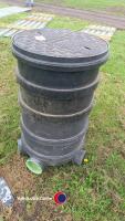 Manhole and lid 4in - 2