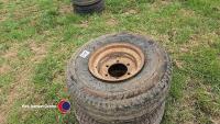 2 x 12.5/80R15.3 - 2