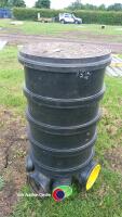 Manhole and lid 4in