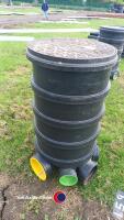 Manhole and lid 4in - 2