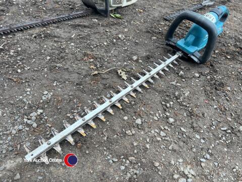 Makita battery hedge cutters