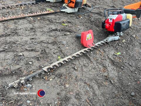 Robin single sided hedge trimmer, working order