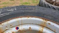 Pair of Floatation 600/50-12.5 tyres for trailer - 3