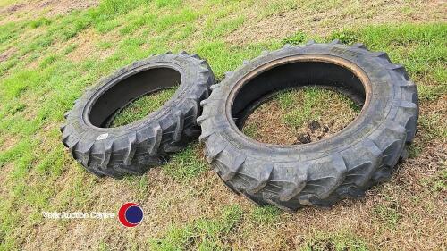 2x Pirelli 280/85R28 (11.2R28) tyres