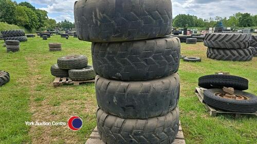 4 x 8 Stud 18 in trailer wheels