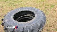 Pair of Michelin 480/65R28 tyres - 2