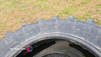Pair of Michelin 480/65R28 tyres - 3