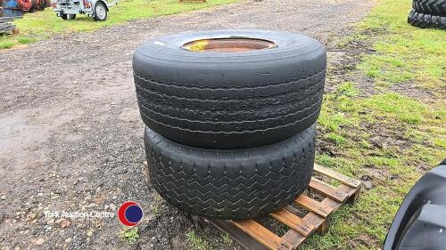 2 x 445/65 x 19.5 Super Singles