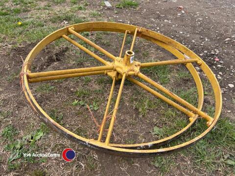 Pair of cast iron vintage wheels, H 117cm W 5cm